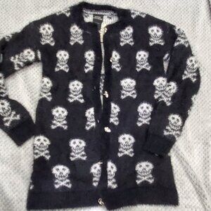 Social Collision Fuzzy Skull Sweater NWT Size XS